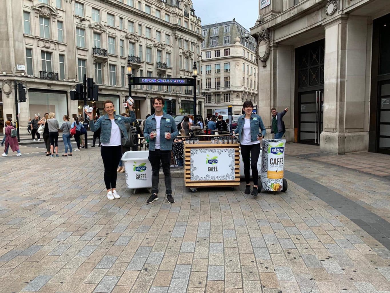 Oxford-circus-1365x1024