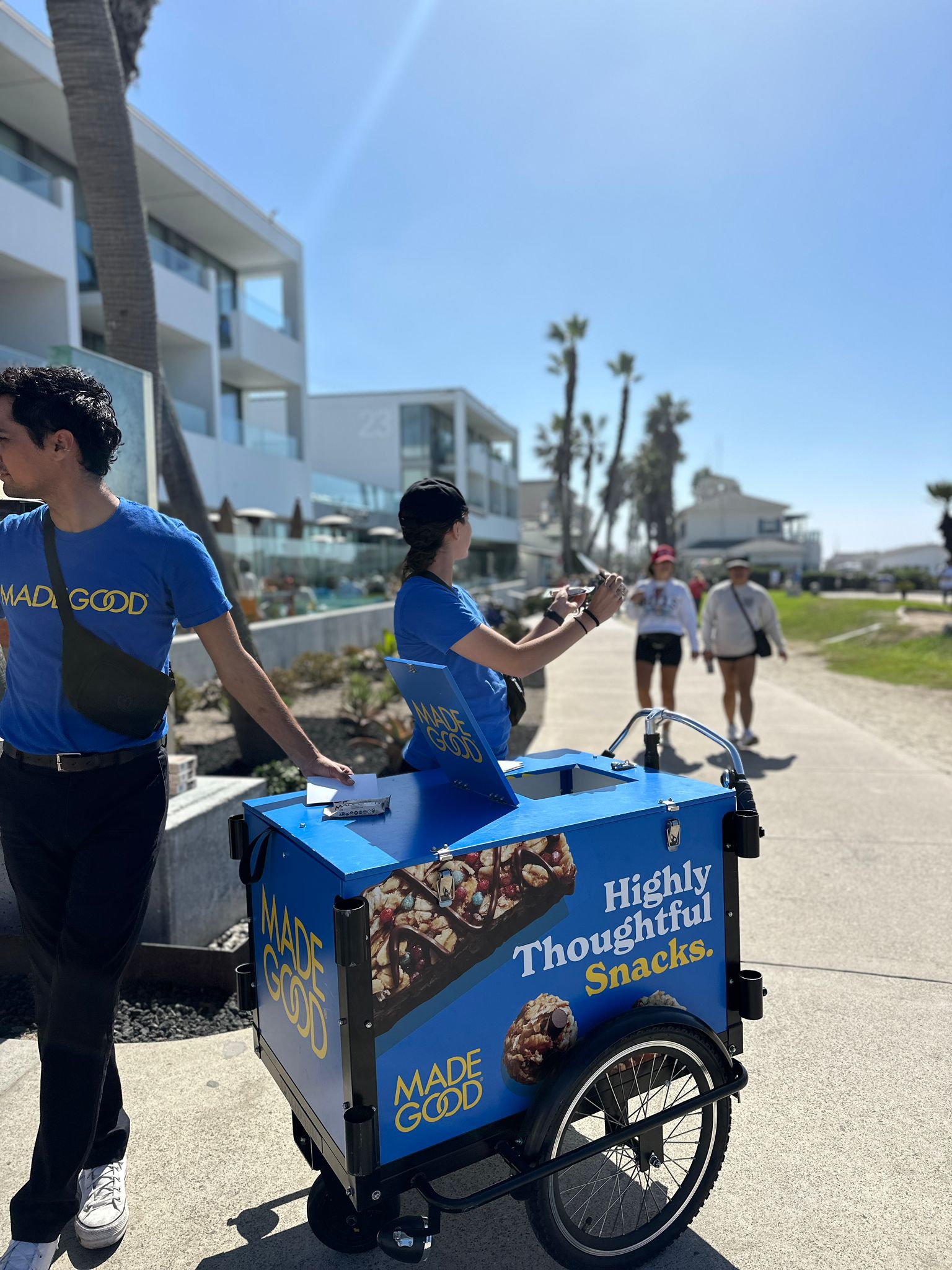 madegood snack trike on the beachfront