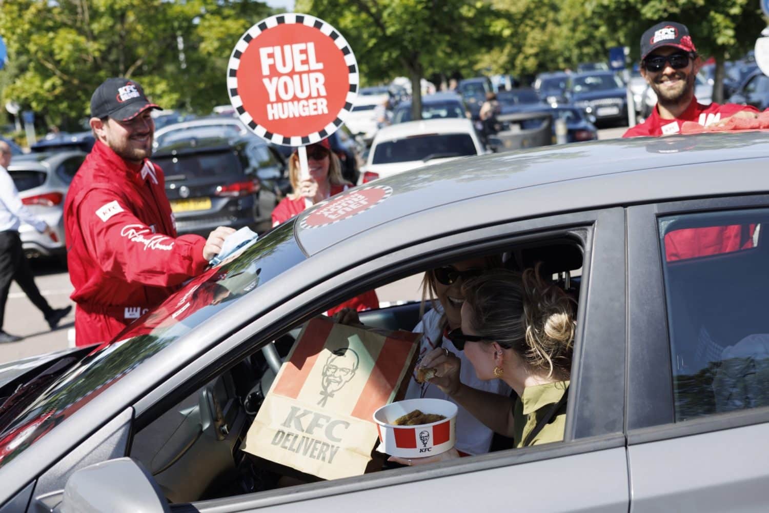 KFC delivery pit stop